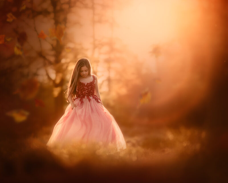 Fine-art-golden-hour-portret-voor-de-workshop-de-magie-van-het-natuurlijk-licht-door-fotograaf-willie-kers-uit-Apeldoorn