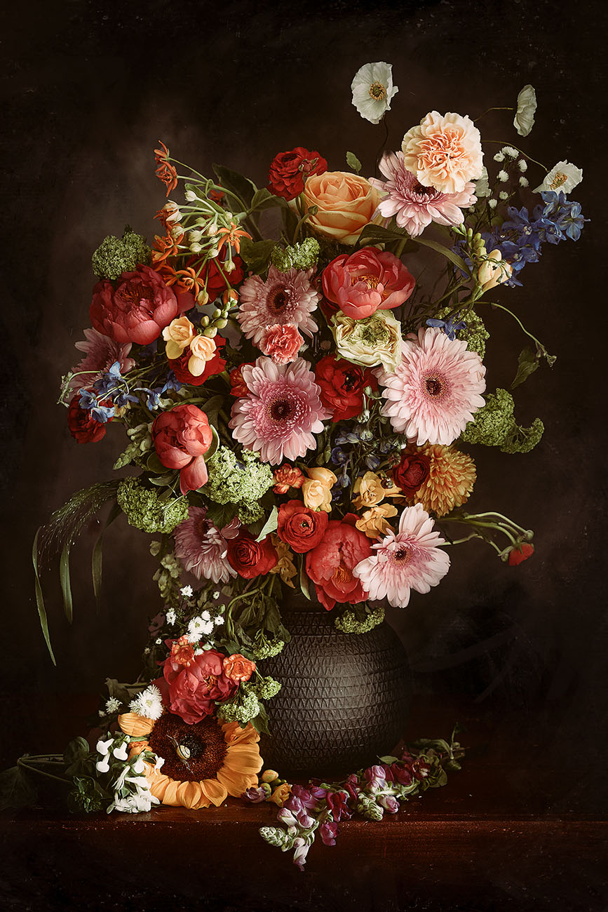 Stillife-of-springflowers-by-dutch-natural-light-photographer-Willie-Kers-2